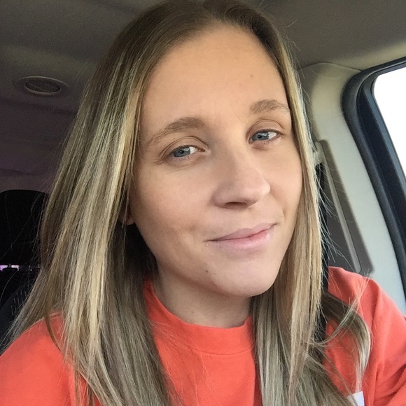 Meet your Posher, Samantha - Picture 1 of 1